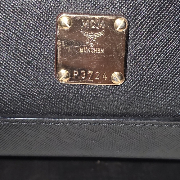 MCM Nuovo Leather Handbag Black W/cb Strap - Picture 2 of 14